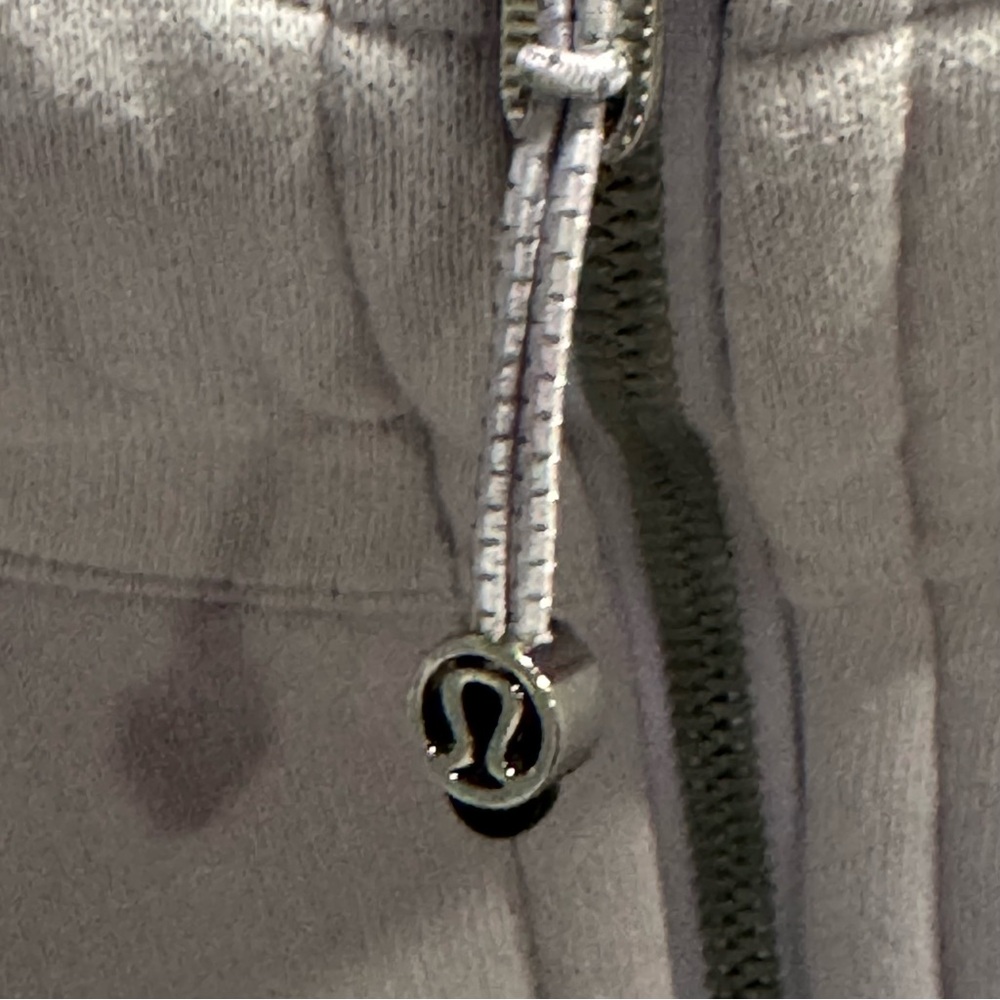 Lululemon Scuba Hoodie Light Cotton Fleece in Lavender Dew Sz 8 - Picture 9 of 15